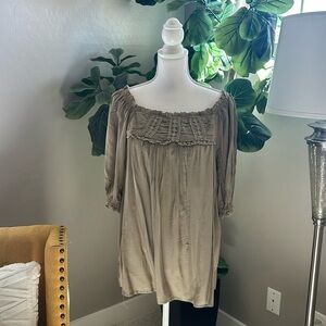 SOLITAIRE Olive Green Puff Sleeve Blouse